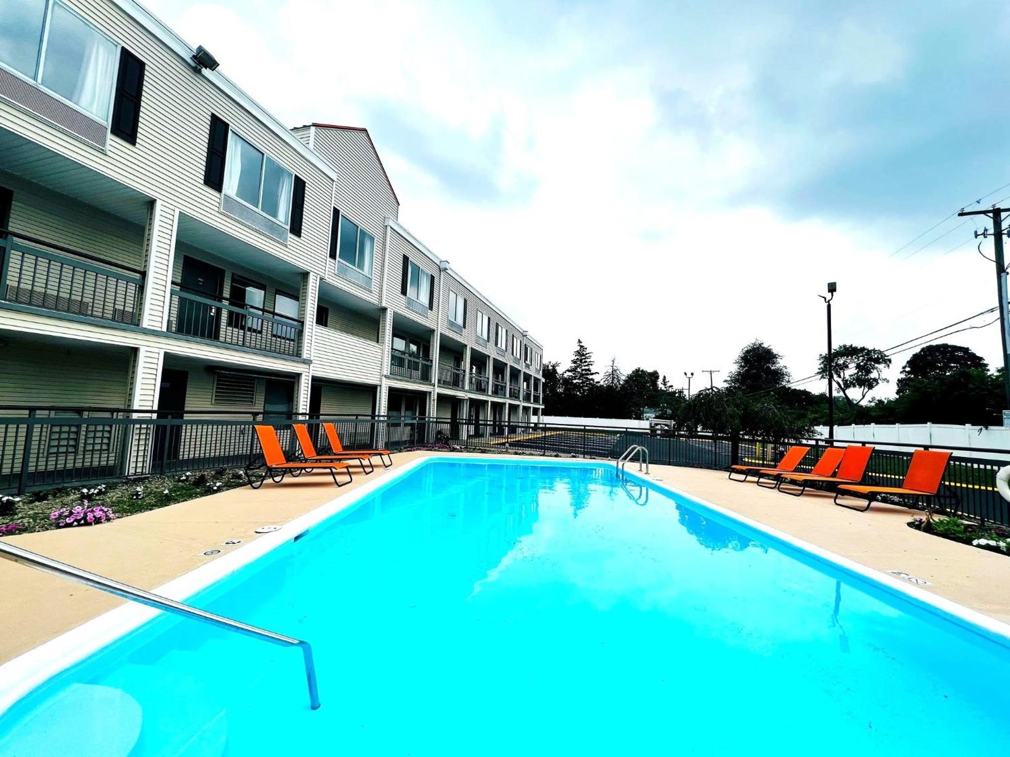 Baymont Inn And Suites By Wyndham Columbus / Near Osu Ngoại thất bức ảnh