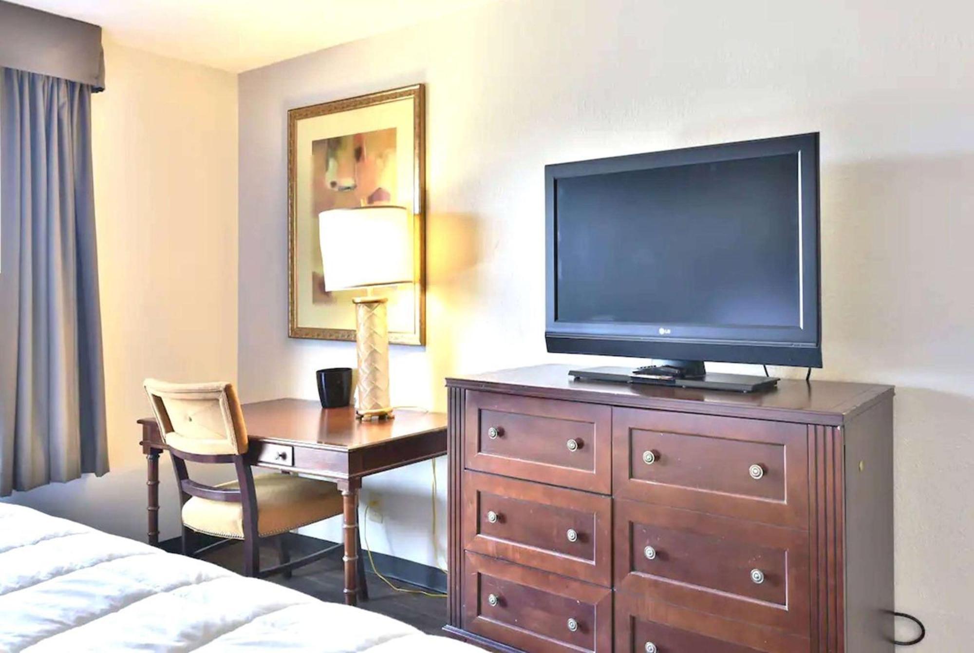 Baymont Inn And Suites By Wyndham Columbus / Near Osu Ngoại thất bức ảnh
