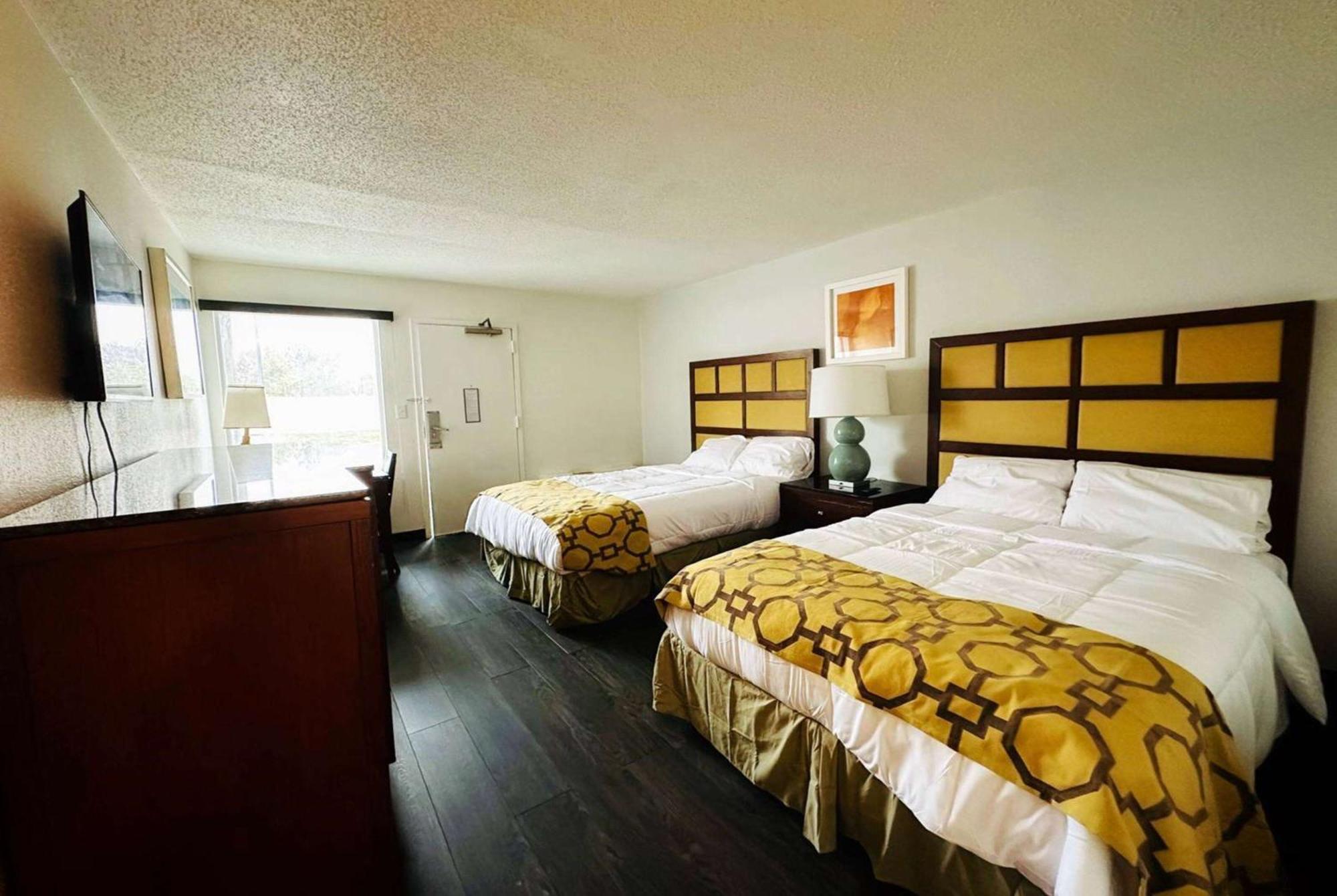 Baymont Inn And Suites By Wyndham Columbus / Near Osu Ngoại thất bức ảnh